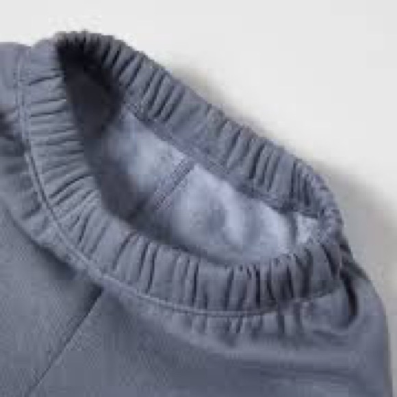 Zara baby Snoopy Peanut set - 2 pieces sweatshirt & sweatpants NWT - Picture 3 of 3